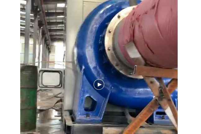 石家庄鹏博纸品加工有限公司流量5100立方大型柴油机混流泵机组测试中
